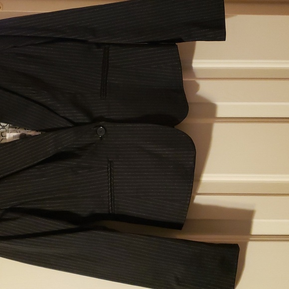 White House Black Market Classic Black Blazer - Picture 3 of 8